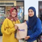 Daop 7 Madiun bagikan suvenir ke penumpang peringati Hari Pelanggan Nasional