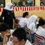 Khofifah minta Disdik pastikan pelaksanaan TKA bebas kendala teknis