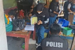 Polda Jatim amankan 19 orang dalam razia narkoba di Surabaya