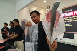 Polisi tangkap dua pencuri emas di Ponorogo