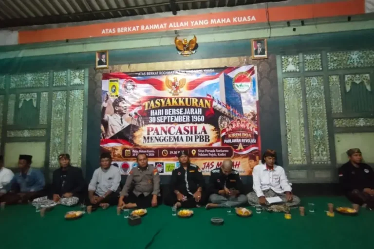 Tasyakuran di Ndalem Pojok Kediri: Menggelorakan Semangat  Pancasila untuk Perdamaian Dunia